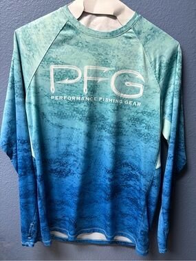PFG Performance Fishing Gear Men's Long Sleeve Sun Shirt - Aqua Blue Ombre Large